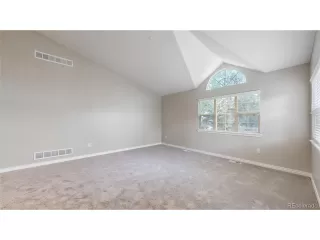 Photo #3: 5711062 Listing