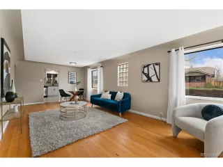 Photo #3: 5713397 Listing