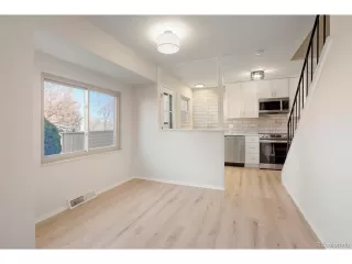 Photo #5: 5714691 Listing