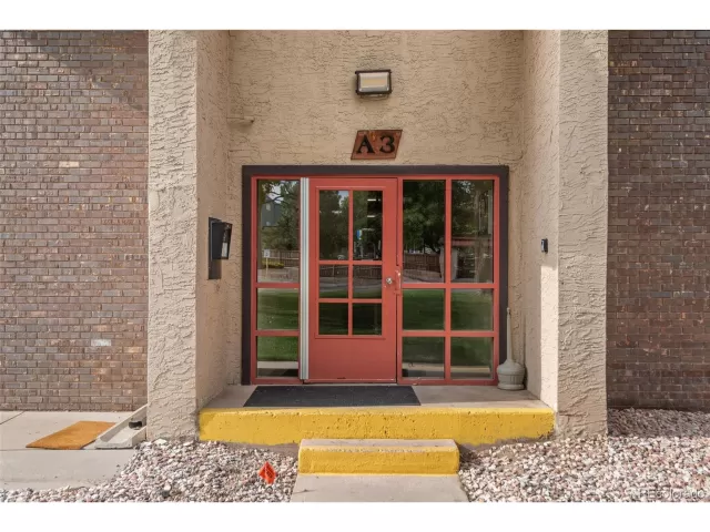 MLS: 5717391 Condo For Sale