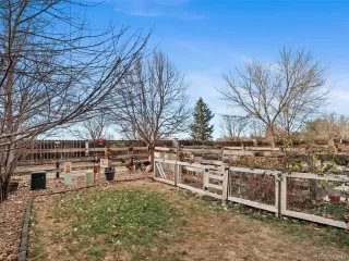 Photo #4: 5717767 Listing