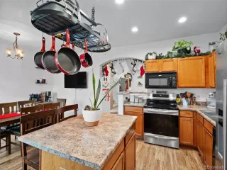 Photo #6: 5717767 Listing