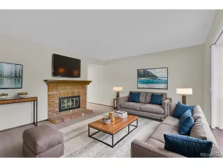 Photo #4: 5718224 Listing