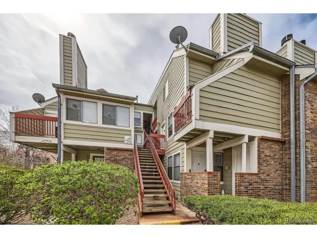 MLS: 5719244 Condo For Sale