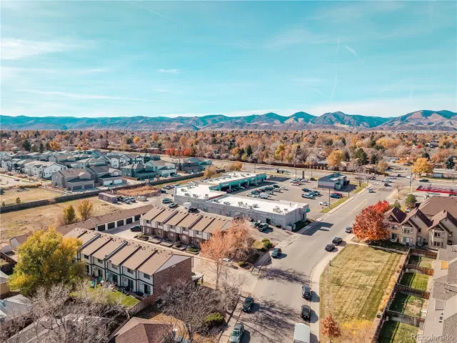 MLS: 5719541 Condo For Sale