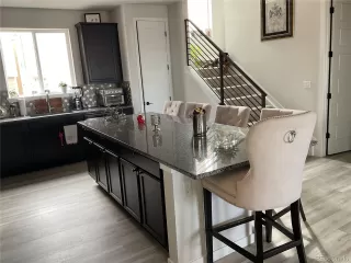 Photo #5: 5722720 Listing 