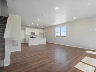 Photo #2: 5724527 Listing