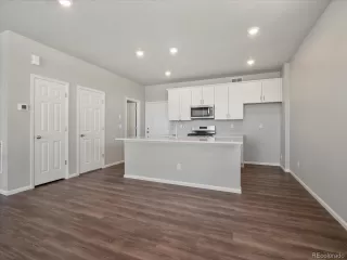 Photo #4: 5724527 Listing