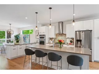 Photo #6: 5725350 Listing 