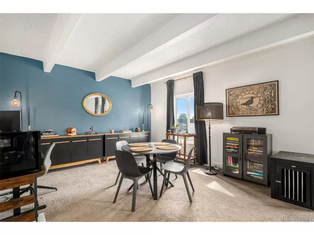 MLS: 5728729 Condo For Sale