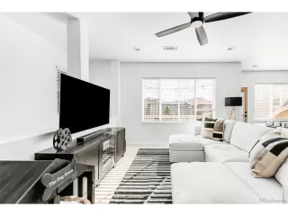 Photo #5: 5730368 Listing