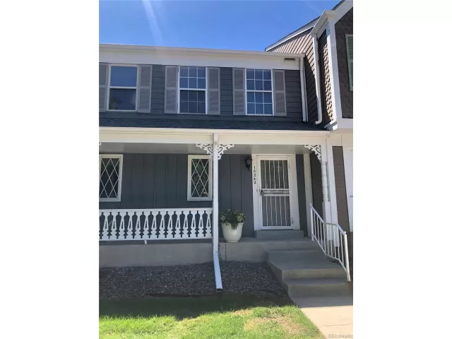 MLS: 5736338 Condo For Sale