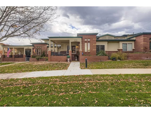 MLS: 5738156 Condo For Sale