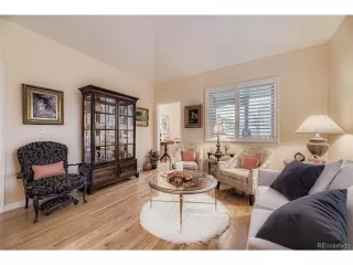 Photo #5: 5738156 Listing