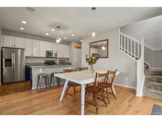 Photo #6: 5740716 Listing