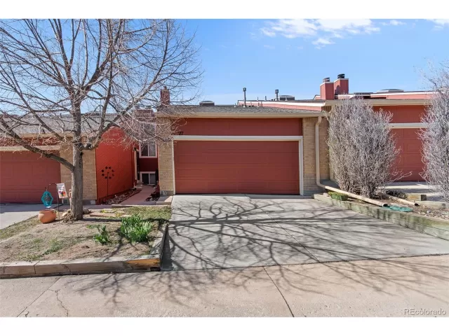 MLS: 5743050 Condo For Sale