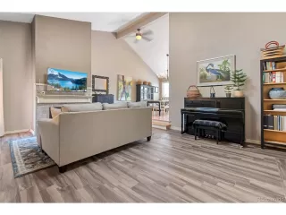 Photo #3: 5743050 Listing