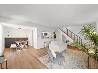 Photo #2: 5743293 Listing