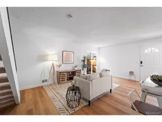 Photo #3: 5743293 Listing