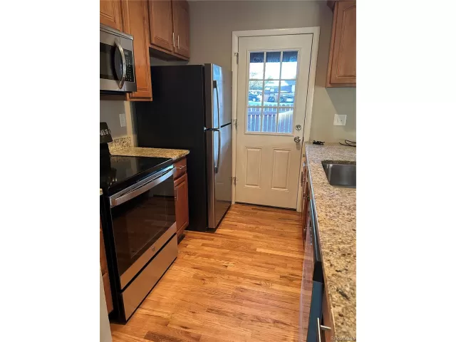 MLS: 5743856 Condo For Sale