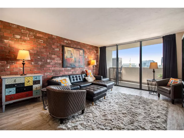 MLS: 5744417 Condo For Sale