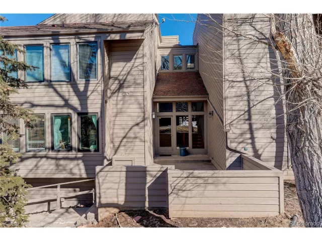 MLS: 5746901 Condo For Sale