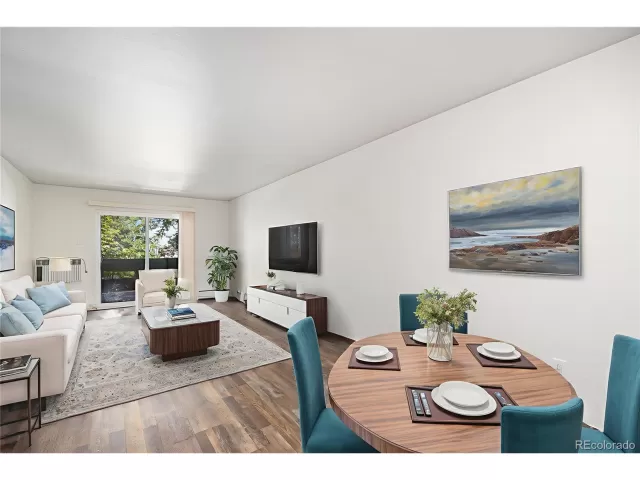 MLS: 5747748 Condo For Sale