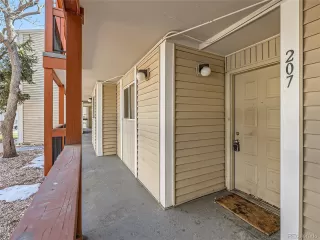 Photo #4: 5750943 Listing
