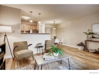 Photo #5: 5751336 Listing 