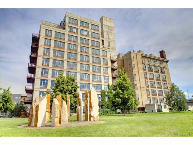 MLS: 5754037 Condo For Sale