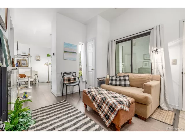 MLS: 5755849 Condo For Sale