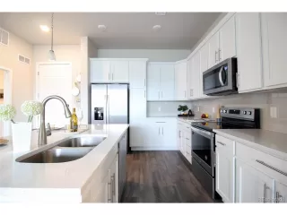 Photo #4: 5757051 Listing 