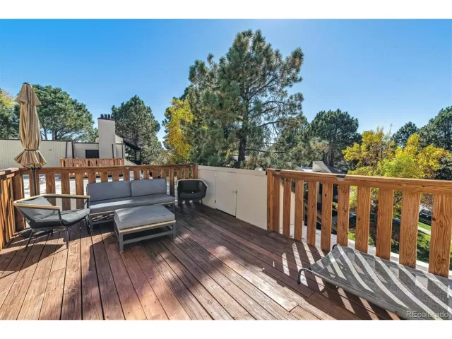 MLS: 5757645 Condo For Sale