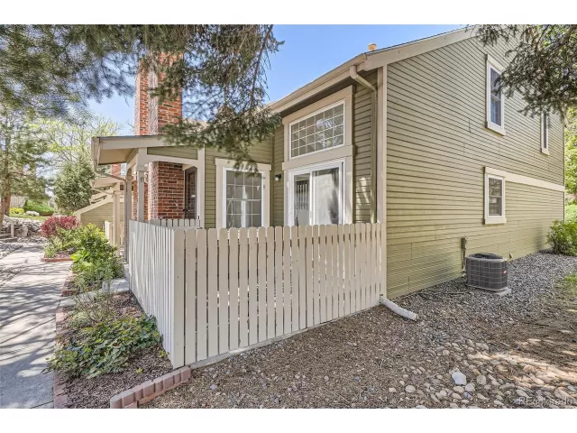 MLS: 5758489 Condo For Sale