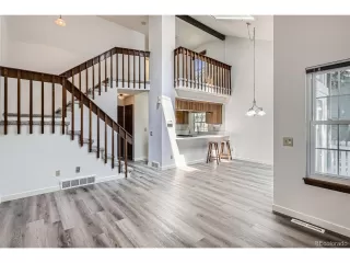 Photo #6: 5758489 Listing