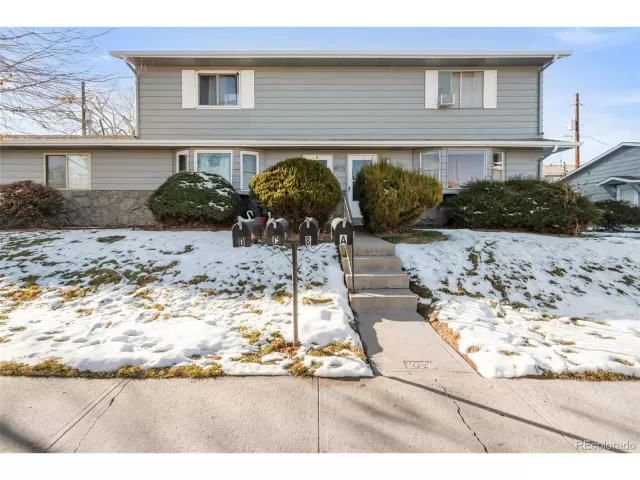 MLS: 5762005 Condo For Sale