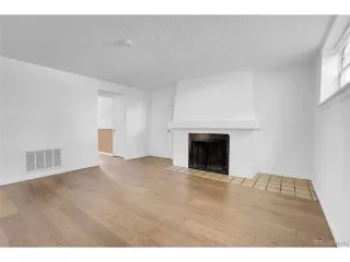 Photo #4: 5762142 Listing 