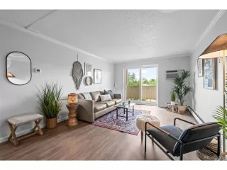 Photo #6: 5765310 Listing