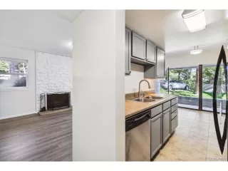 Photo #4: 5768341 Listing