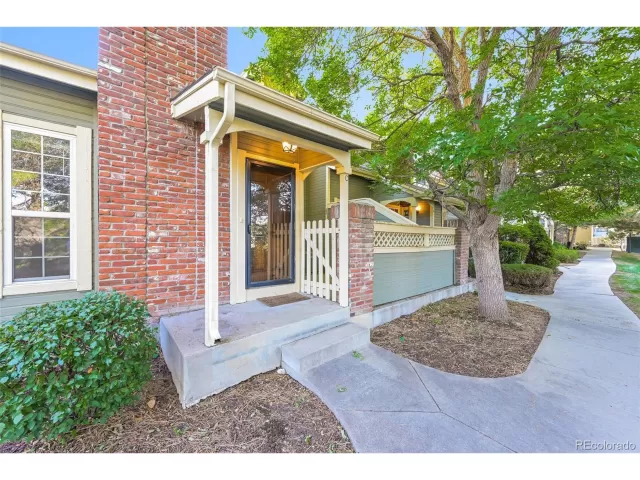 MLS: 5769232 Condo For Sale