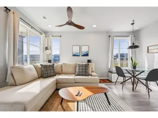 Photo #4: 5769921 Listing