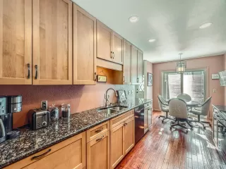 Photo #2: 5770307 Listing