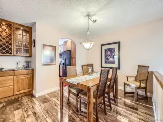 Photo #5: 5770307 Listing