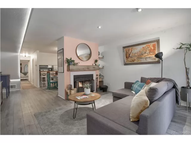 MLS: 5771114 Condo For Sale