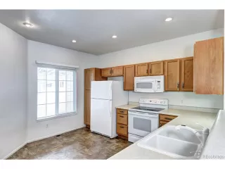 Photo #5: 5775750 Listing