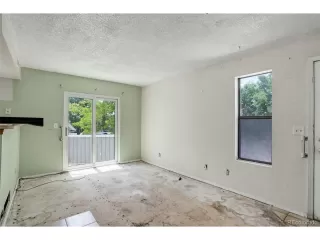 Photo #3: 5777886 Listing