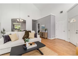 Photo #2: 5778685 Listing 