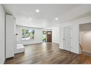 Photo #6: 5781123 Listing