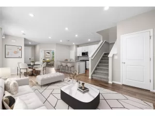Photo #4: 5781417 Listing