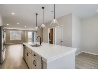 Photo #6: 5782950 Listing